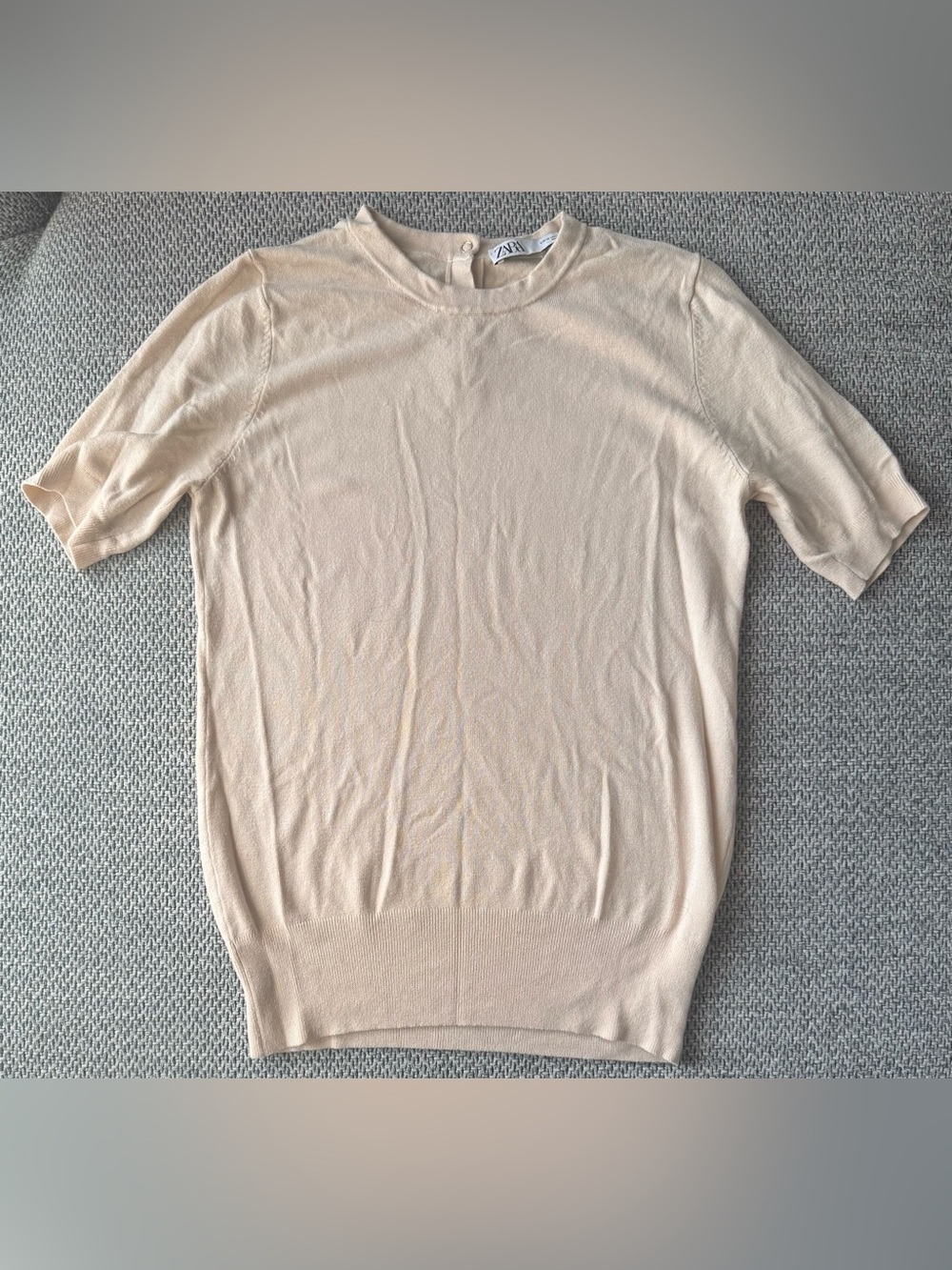 Zara Beige Fine Knit Short Sleeve Sweater | Size M | Minimalist